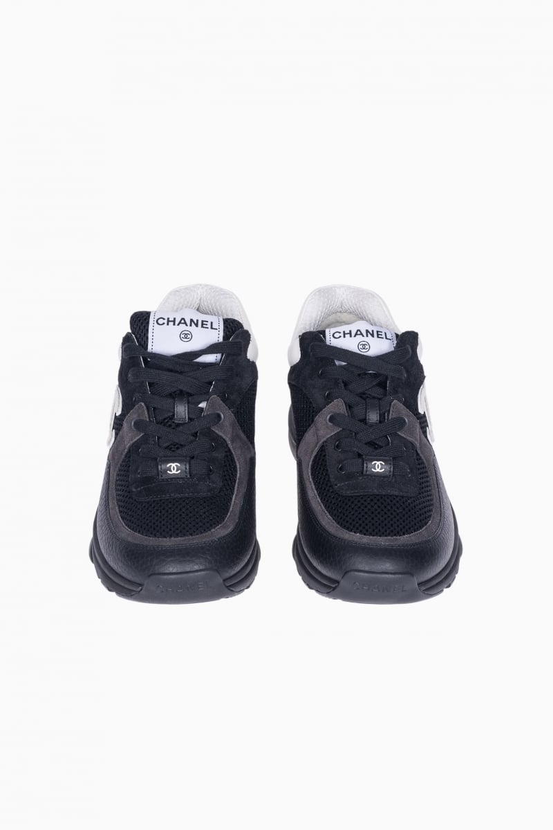 CHANEL CC LOGO WOMEN'S SNEAKERS