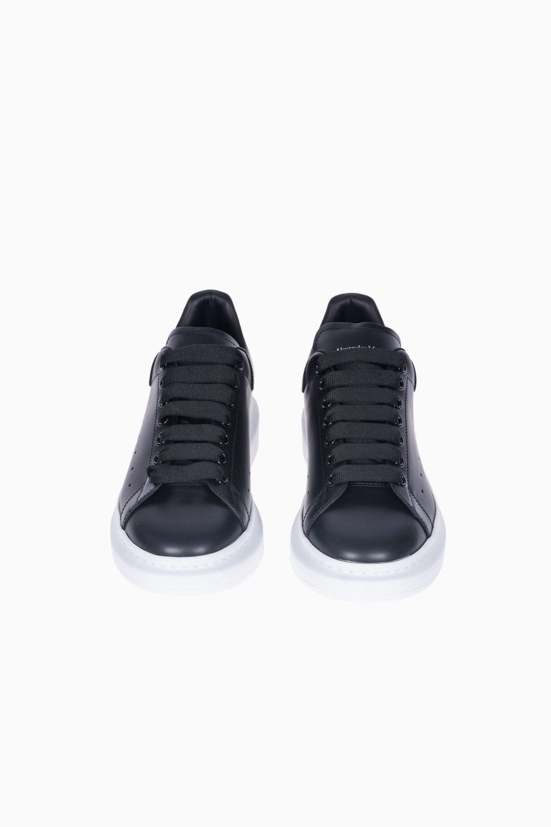 ALEXANDER MCQUEEN MEN'S OVERSIZED SNEAKERS